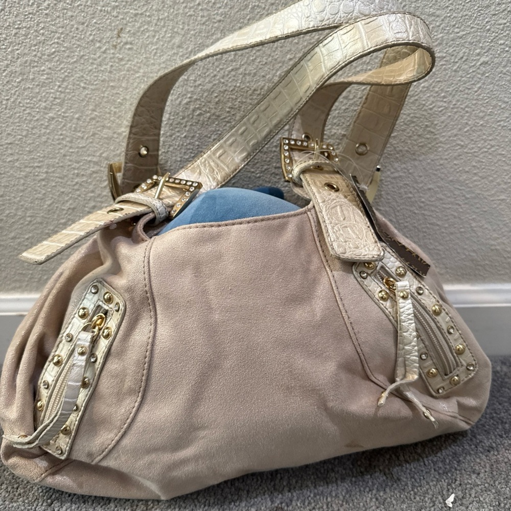NWT Pritzi shoulder purse